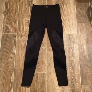 H&M black leggings